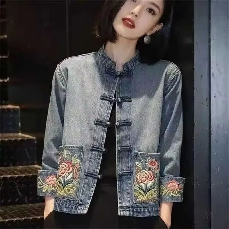 Embroidery Jacket Jeans - 春秋の美しい刺繍入りカウボーイコート レディースデニムジャケット 2026年新作 高級中華風ジーンズトップス 女性用