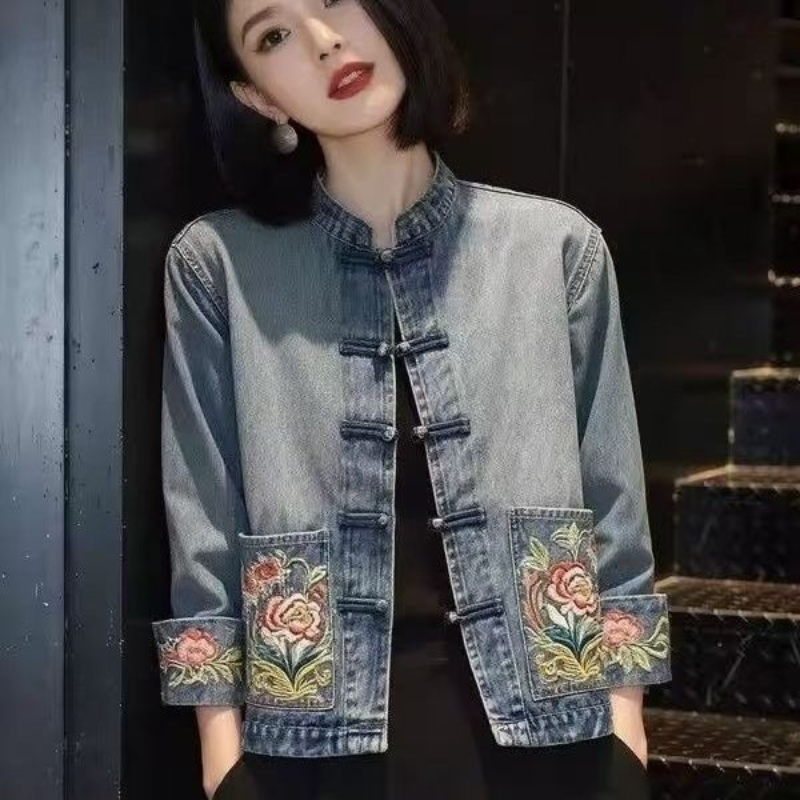 春秋の美しい刺繍入りカウボーイコート レディースデニムジャケ - Embroidery Jacket Jeans のレビューと価格