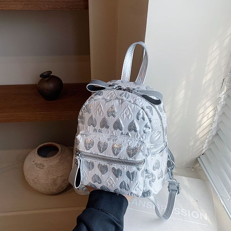 女性のための愛の刺embroideryが付いたミニバックパッ - Embroidery Love のレビューと価格