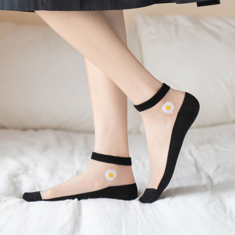 5 ペア/ロット韓国スタイル女性かわいいガラス繊維シルク靴下 - Embroidery On Socks のレビューと価格