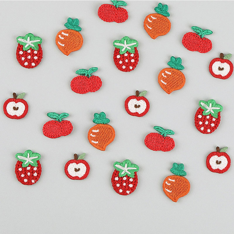 100 個子供用ヘアアクセサリー刺繍パッチイチゴリンゴチェリ - Embroidery On Socks のレビューと価格