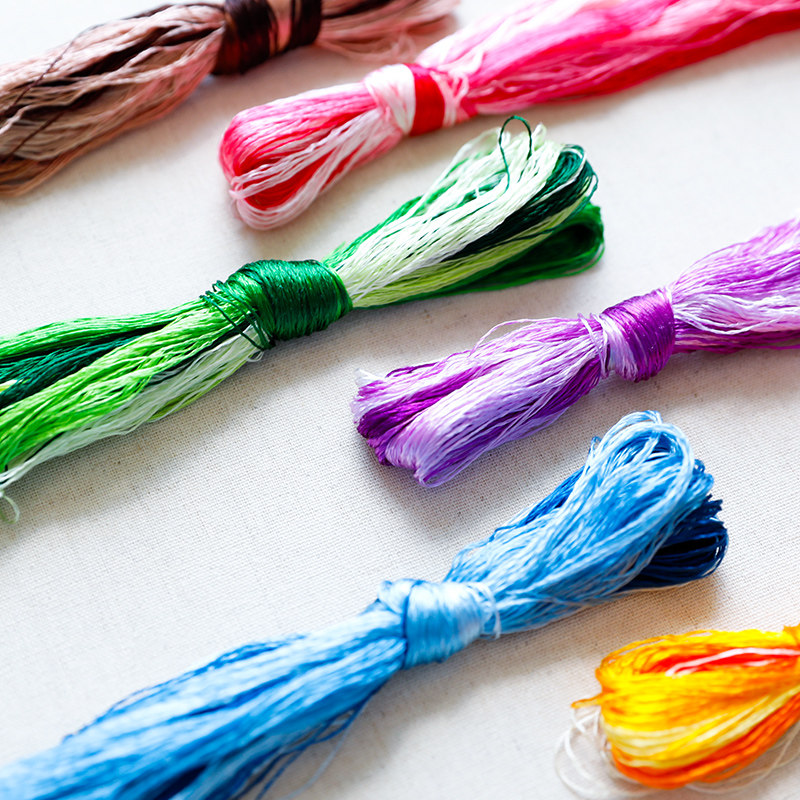 20m蘇州刺繍シルク糸8色各色DIY共通色手動枝縫いツールア - Embroidery Handicraft のレビューと価格