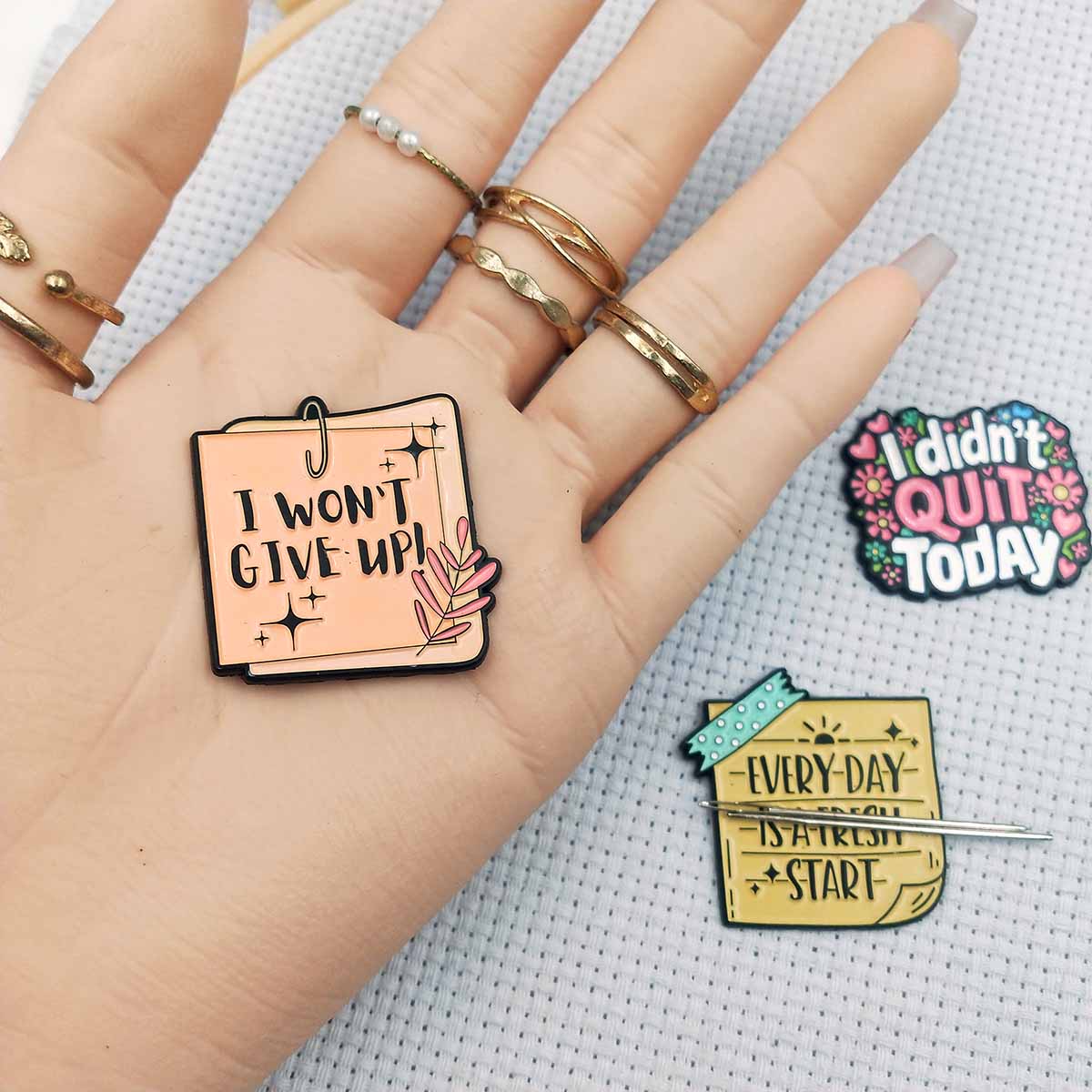 手縫い用ニードルマインダーマグネット、手書きテキスト用ニード - Needle Minder Magnet のレビューと価格